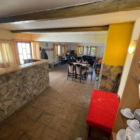 Eva V Krasnej Dedinke シャレー *