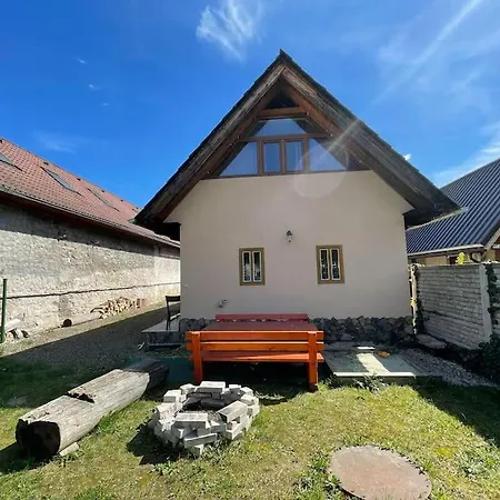 シャレー Eva V Krasnej Dedinke *