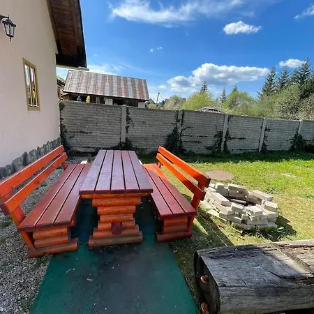 Eva V Krasnej Dedinke *